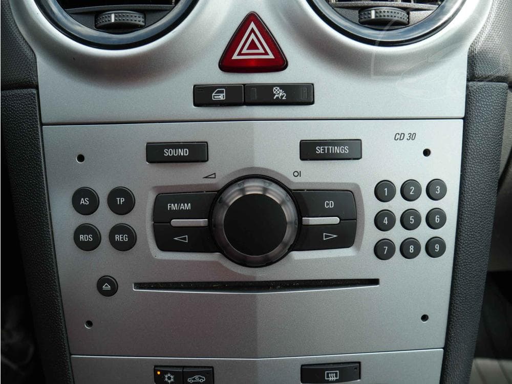 2012 Opel CORSA - 16