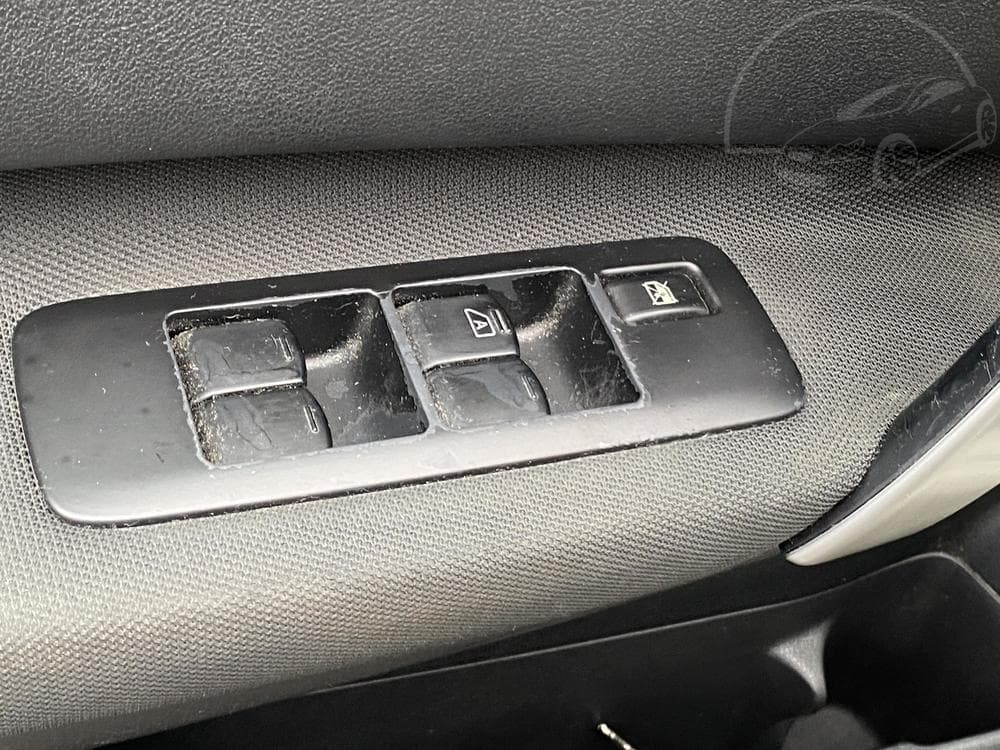 2012 Nissan QASHQAI - 11