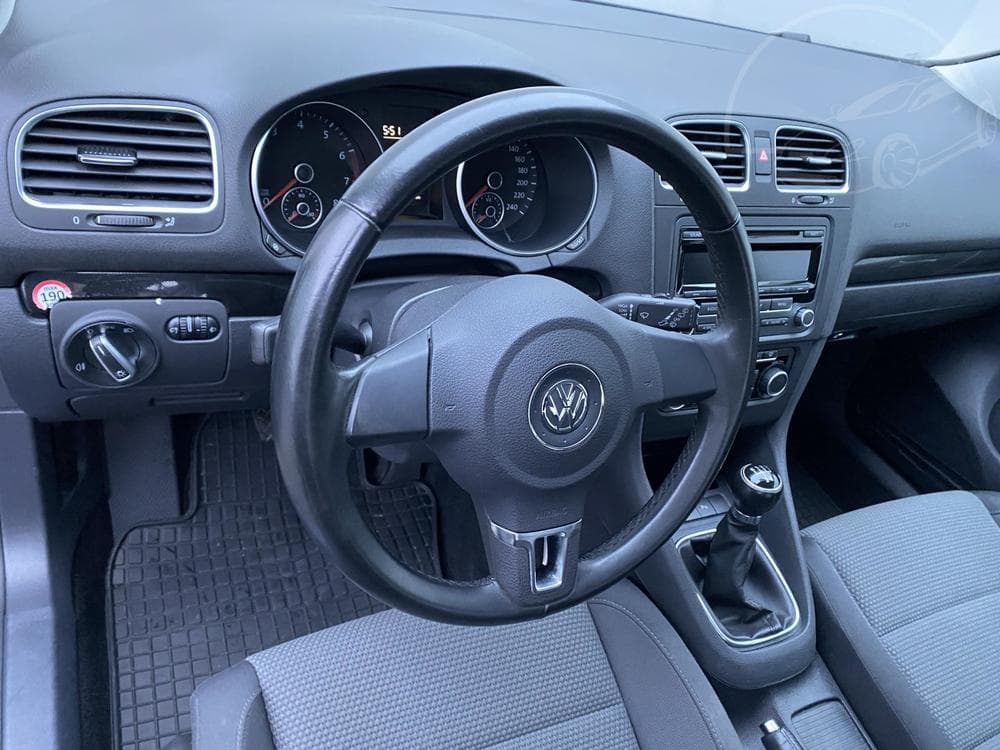 2011 Volkswagen GOLF - 12