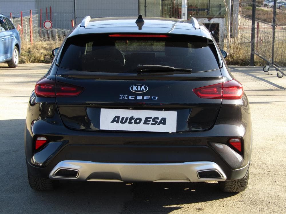 2020 Kia XCEED - 9