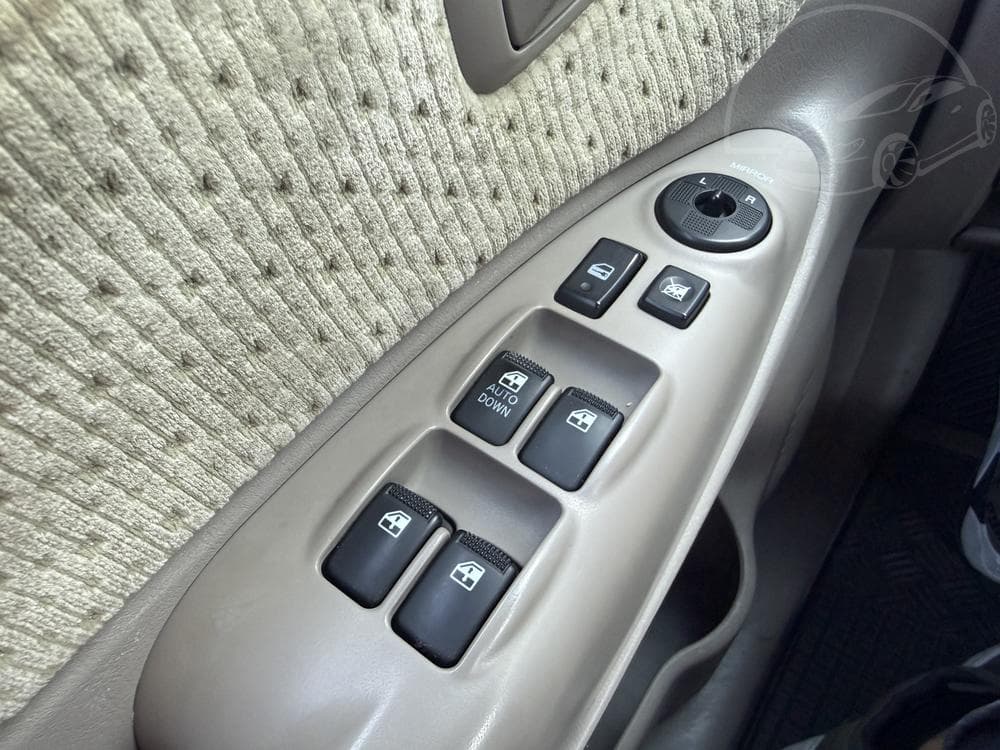 2005 Hyundai TUCSON - 11