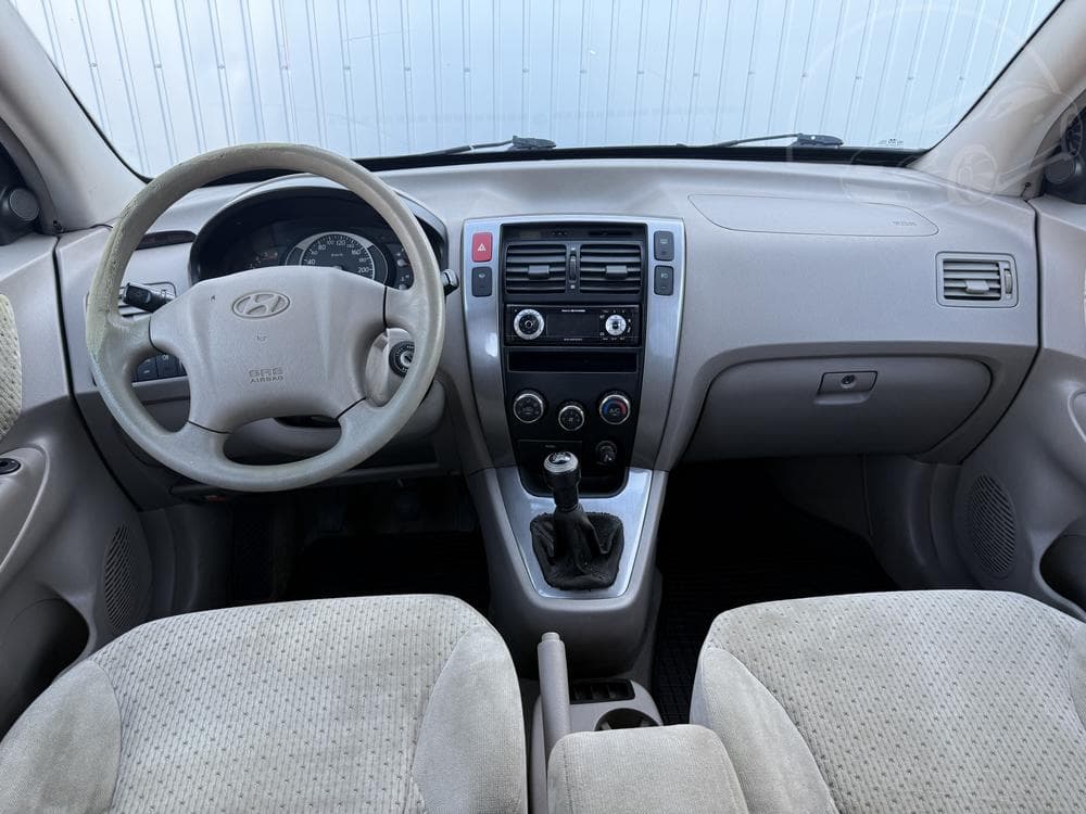 2005 Hyundai TUCSON - 8