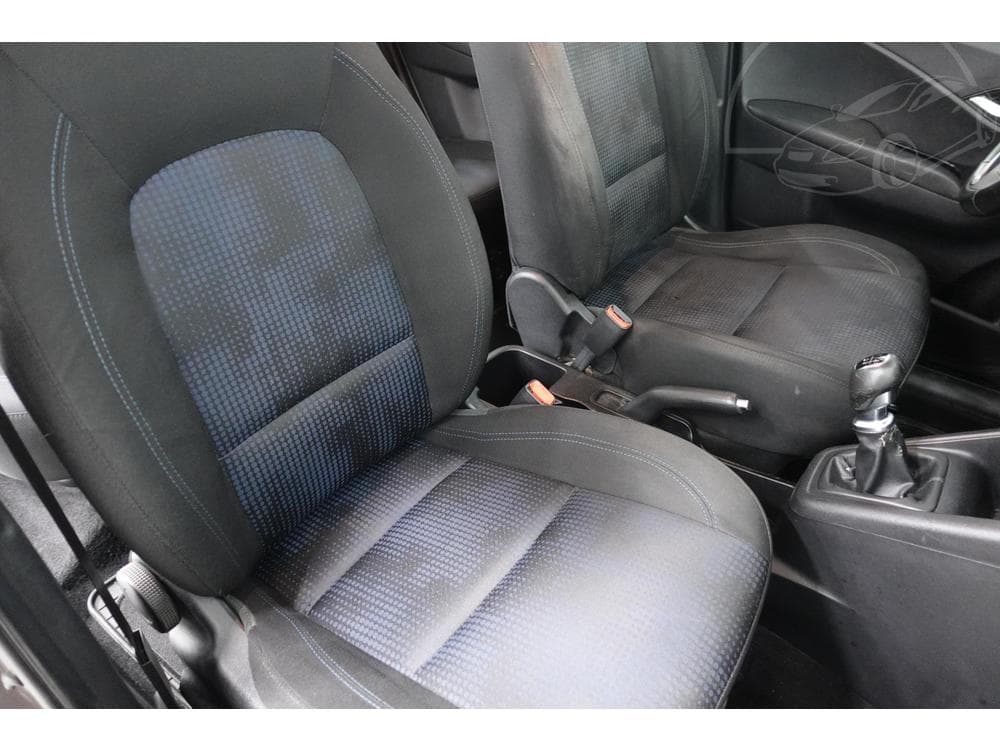 2011 Hyundai ix20 - 11