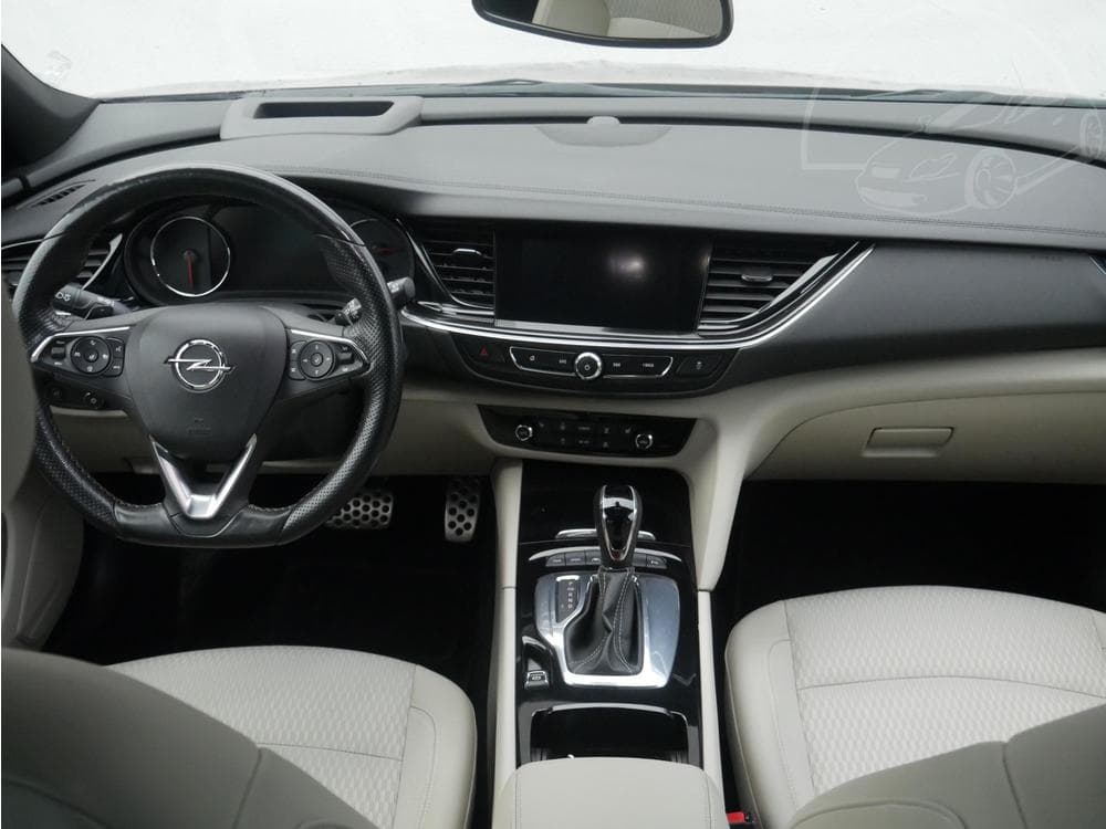 2018 Opel INSIGNIA - 21