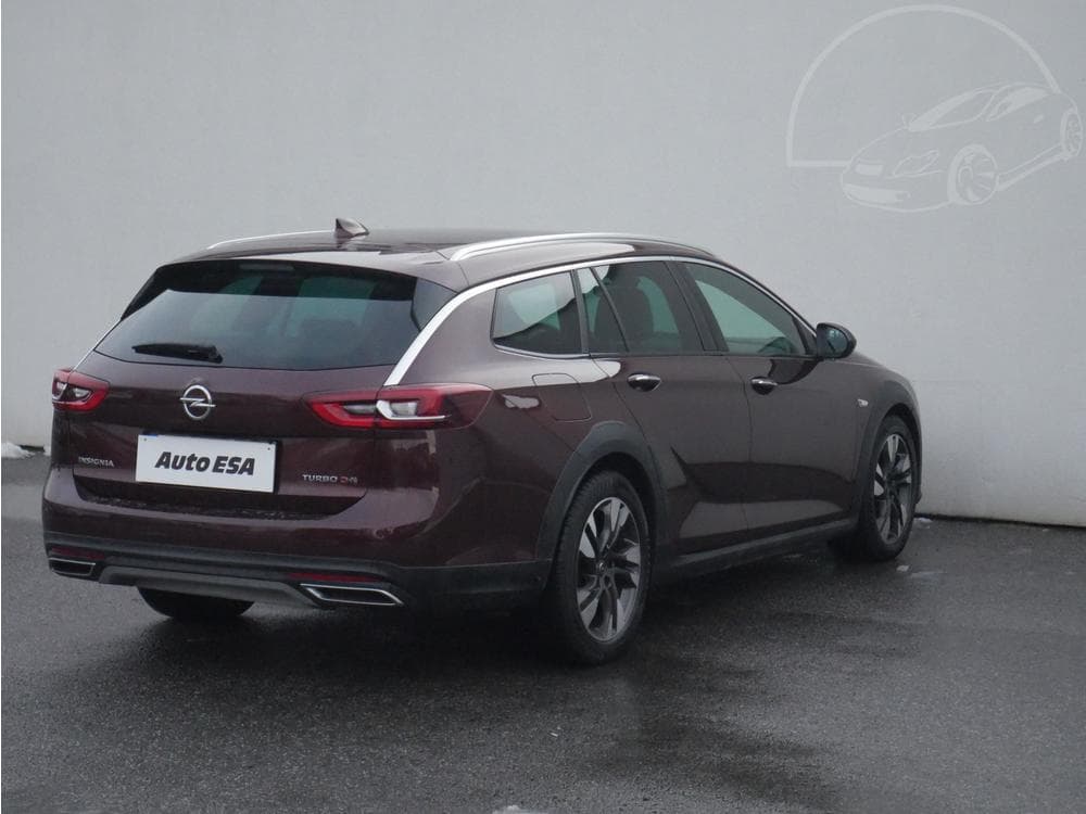 2018 Opel INSIGNIA - 11