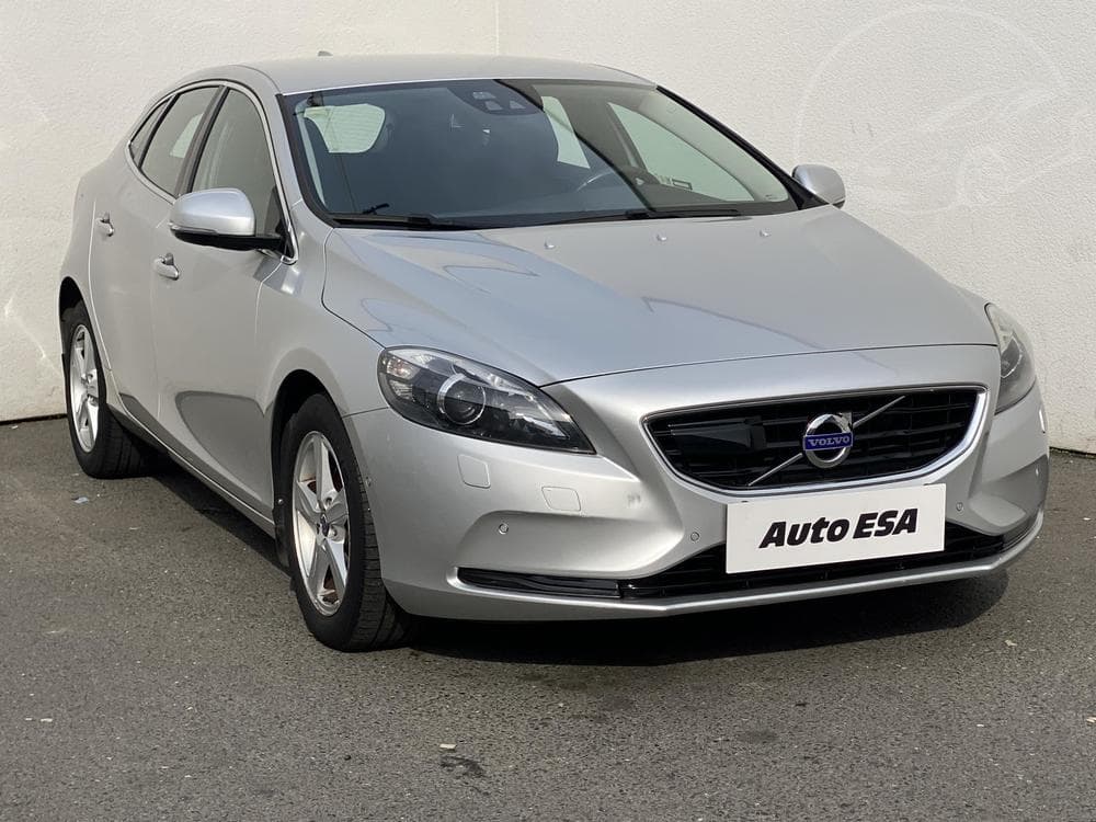 Volvo V40 1.6 D2