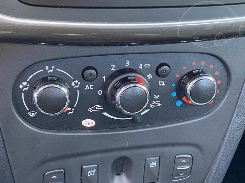 2014 Dacia SANDERO - 13