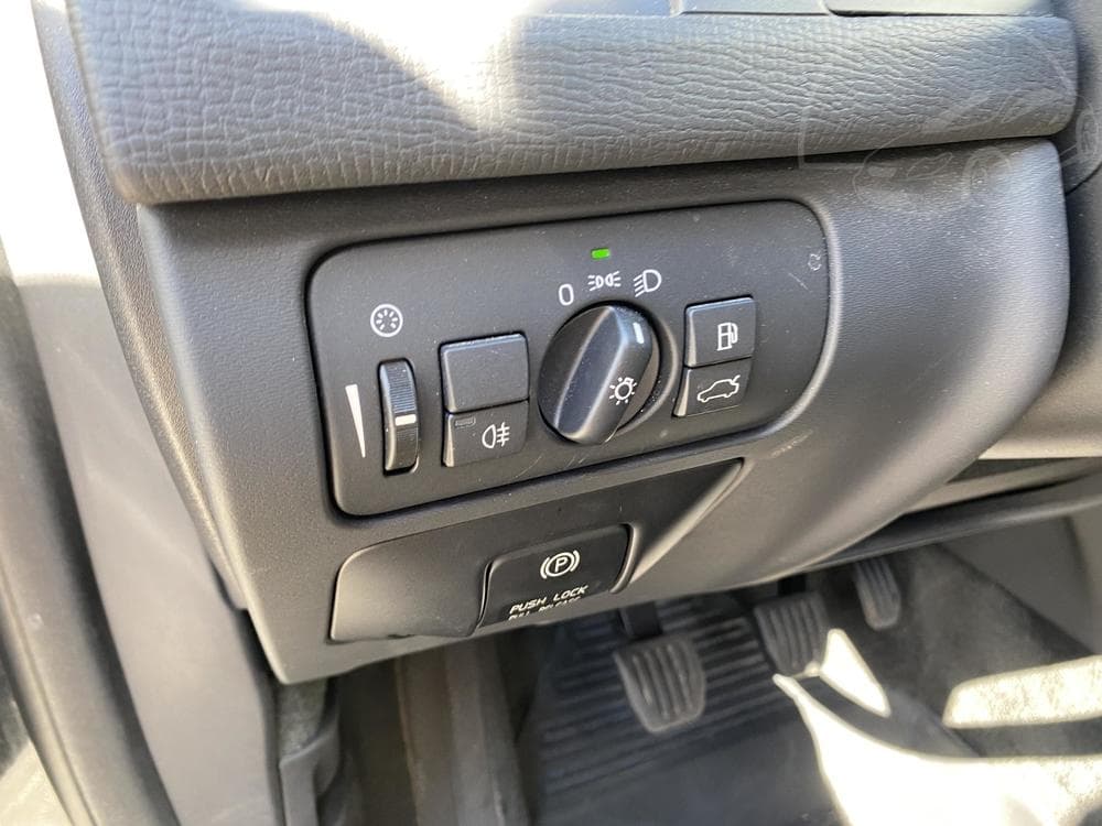 2009 Volvo XC60 - 81