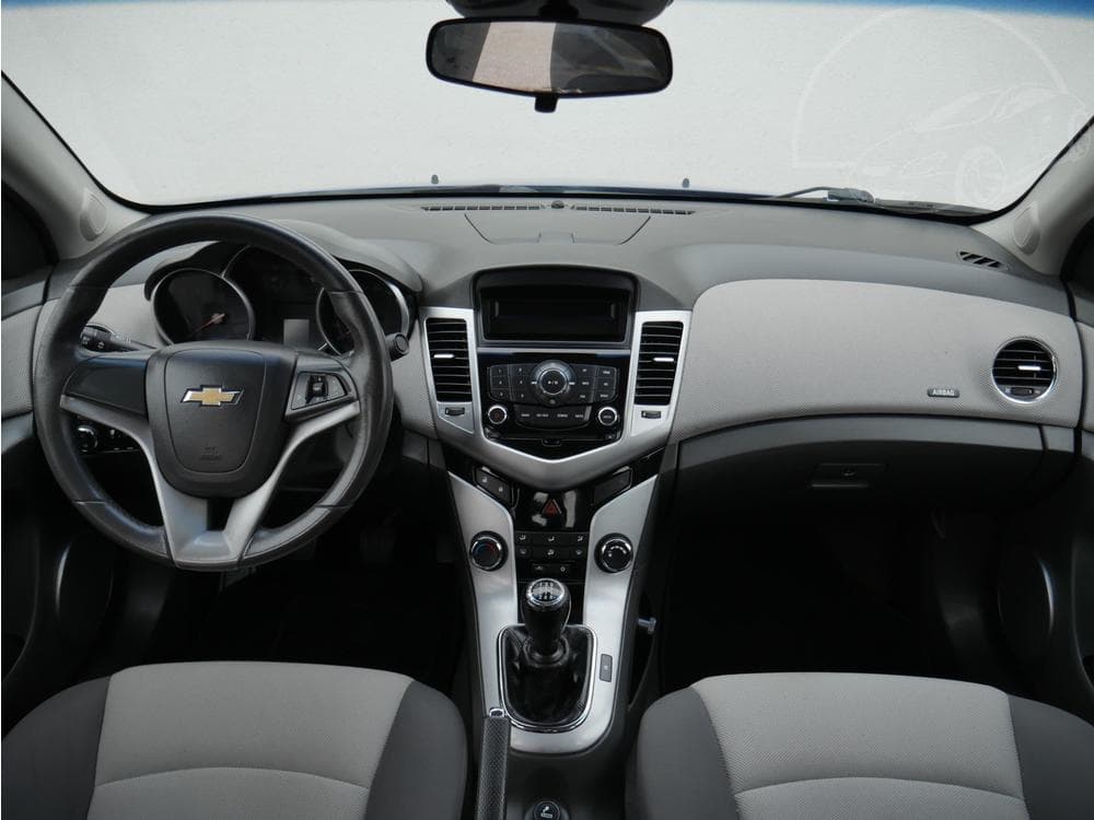 2009 Chevrolet CRUZE - 8
