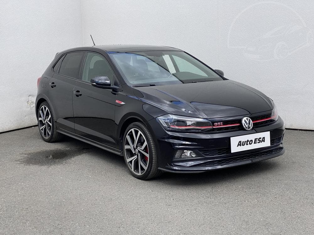 2018 Volkswagen POLO