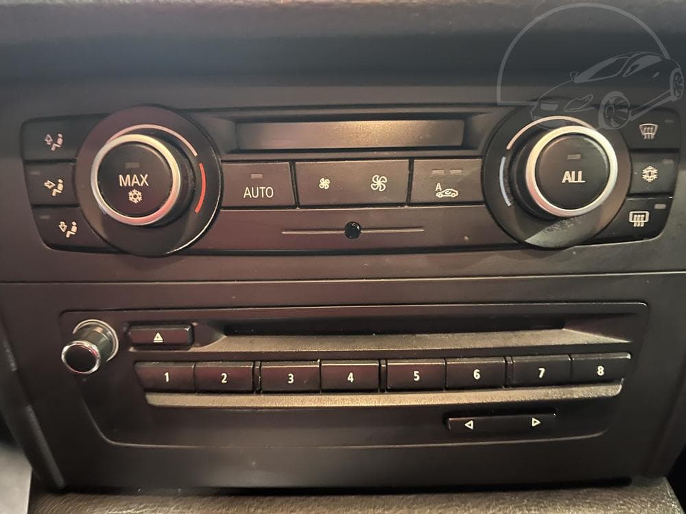2010 BMW X1 - 15