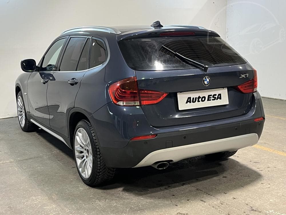 2010 BMW X1 - 6