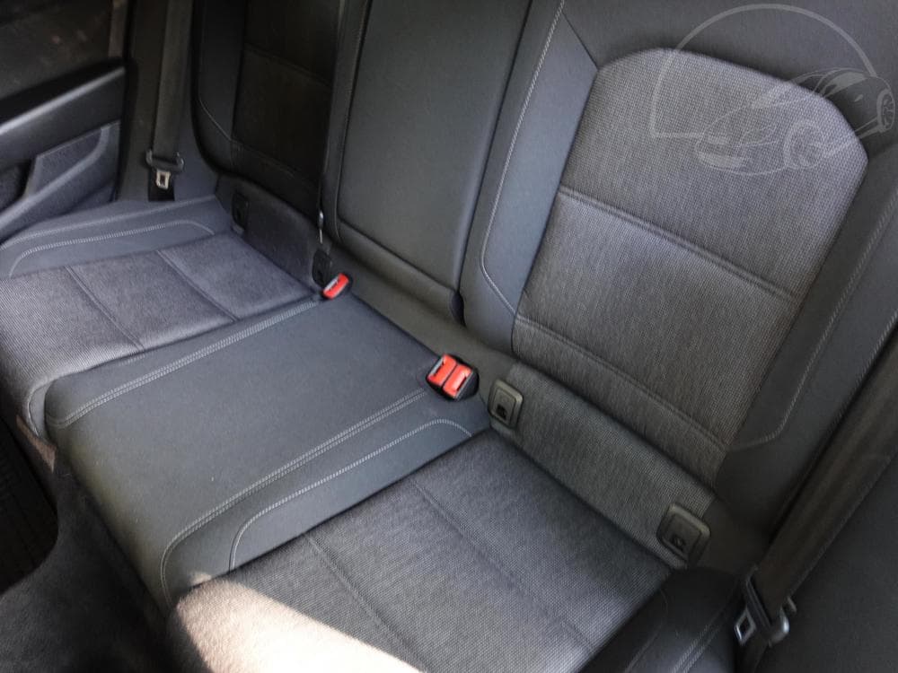 2015 Volkswagen PASSAT - 28