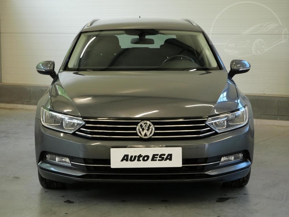 2015 Volkswagen PASSAT - 4