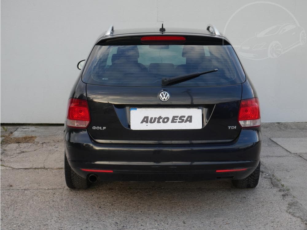 2010 Volkswagen GOLF - 9
