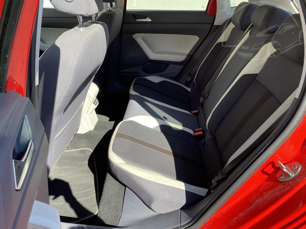 2019 Volkswagen POLO - 21