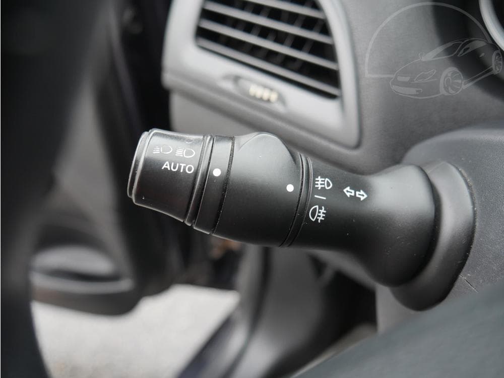 2010 Renault MEGANE - 13