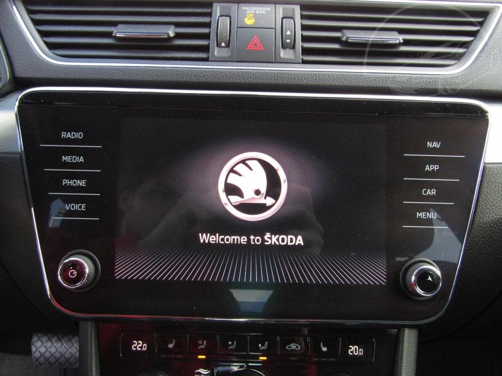 2019 Škoda SUPERB - 49