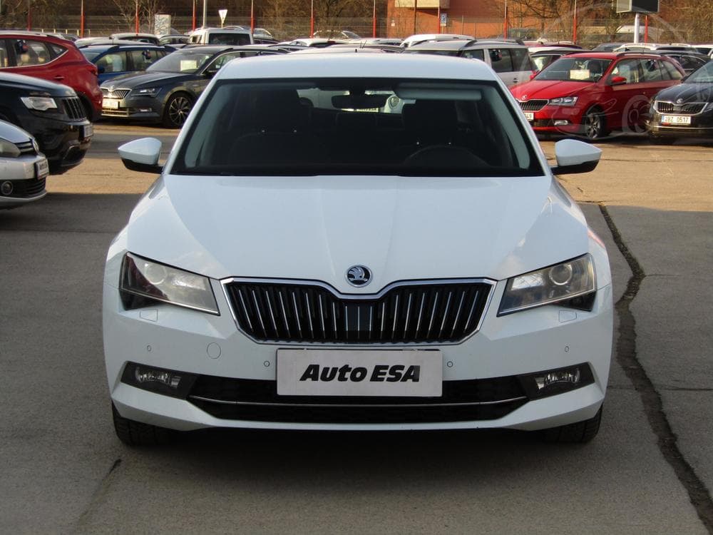 2019 Škoda SUPERB - 4