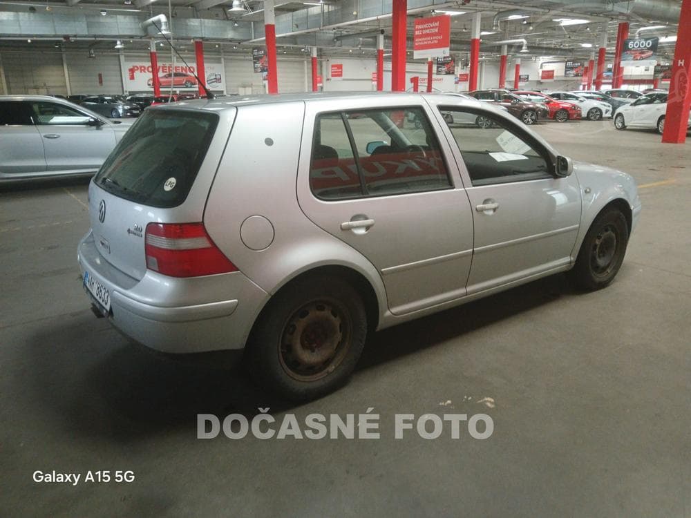 2003 Volkswagen GOLF - 2