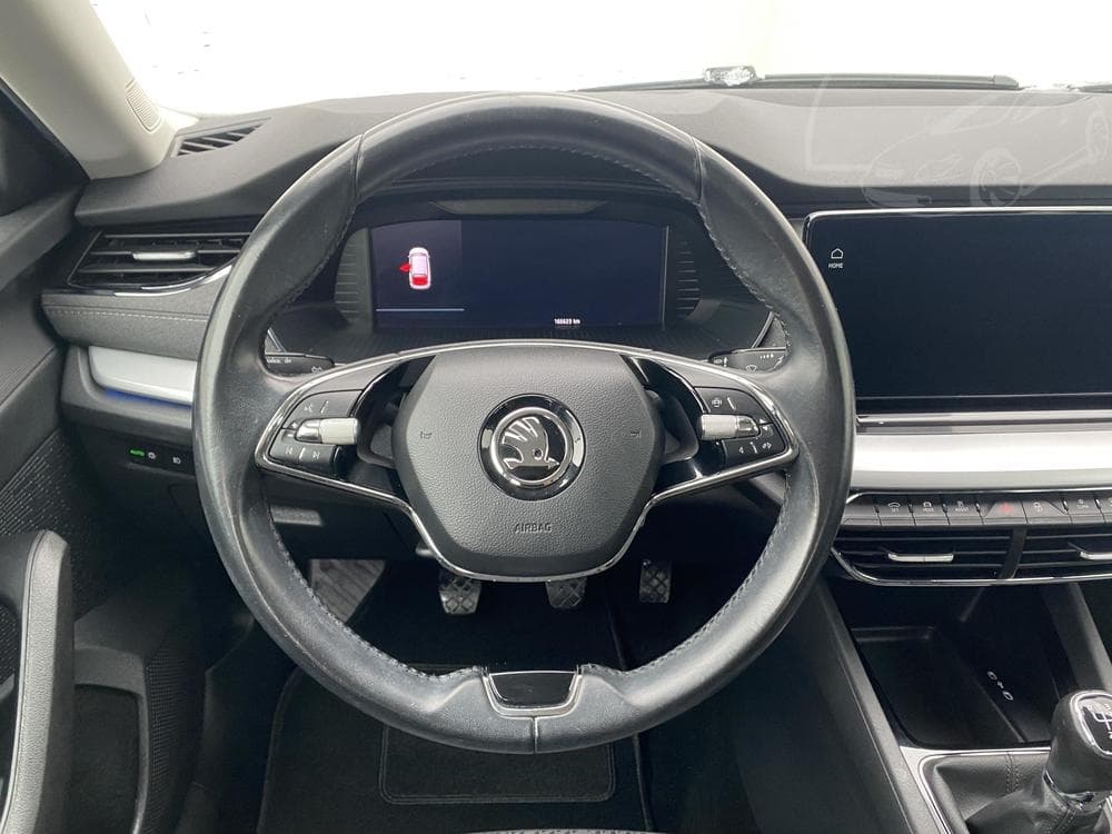 2021 Škoda OCTAVIA - 31