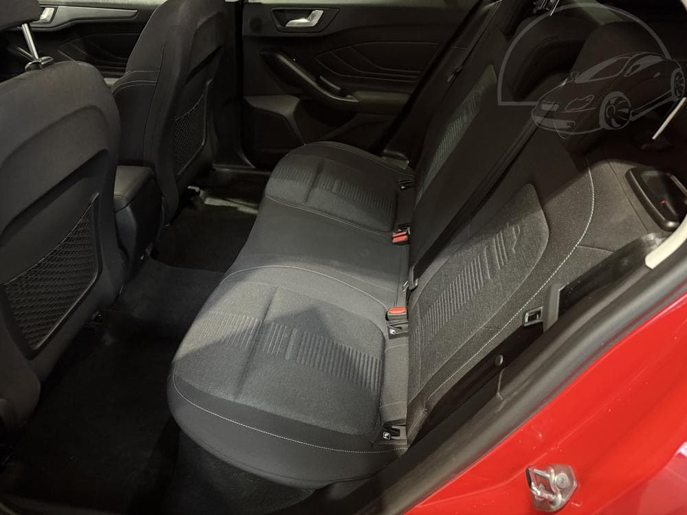 2019 Ford FOCUS - 11