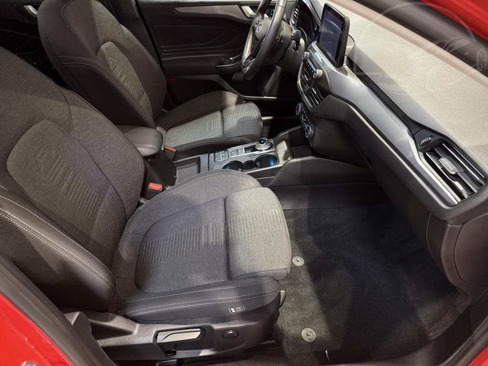 2019 Ford FOCUS - 12