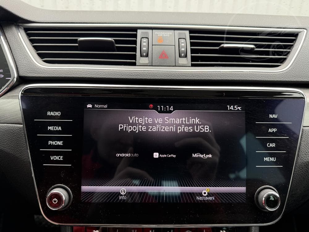 2019 Škoda SUPERB - 29