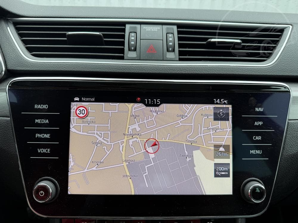 2019 Škoda SUPERB - 31