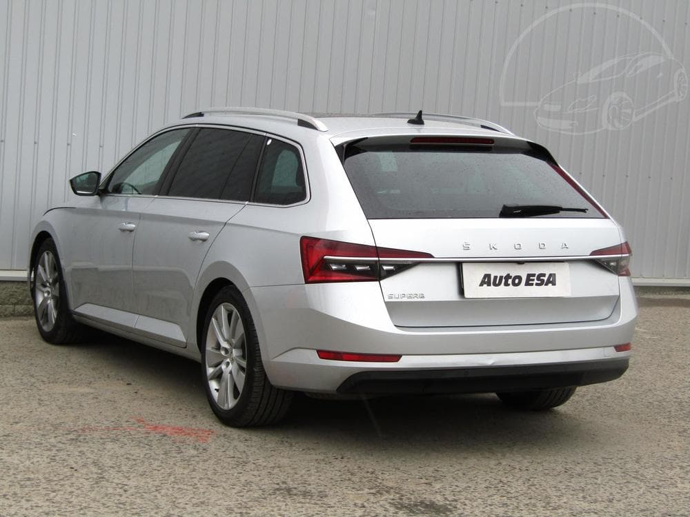 2019 Škoda SUPERB - 11