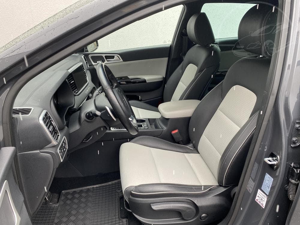 2018 Kia SPORTAGE - 17