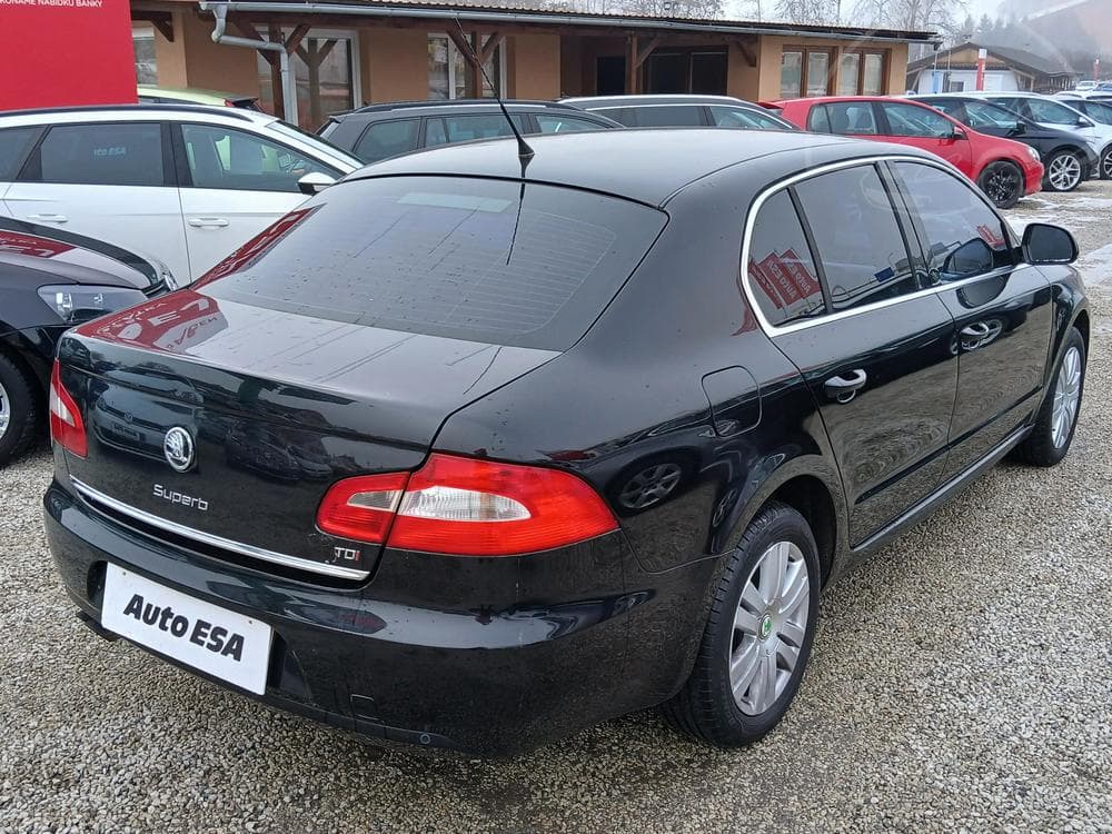 2009 Škoda SUPERB - 4