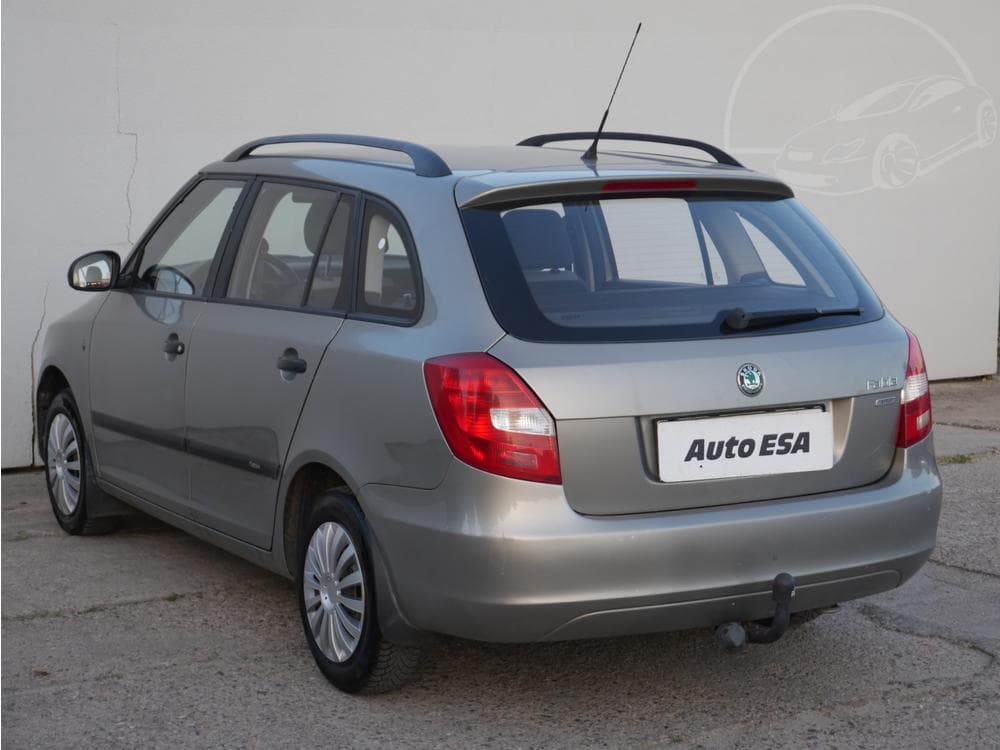 2011 Škoda FABIA - 10