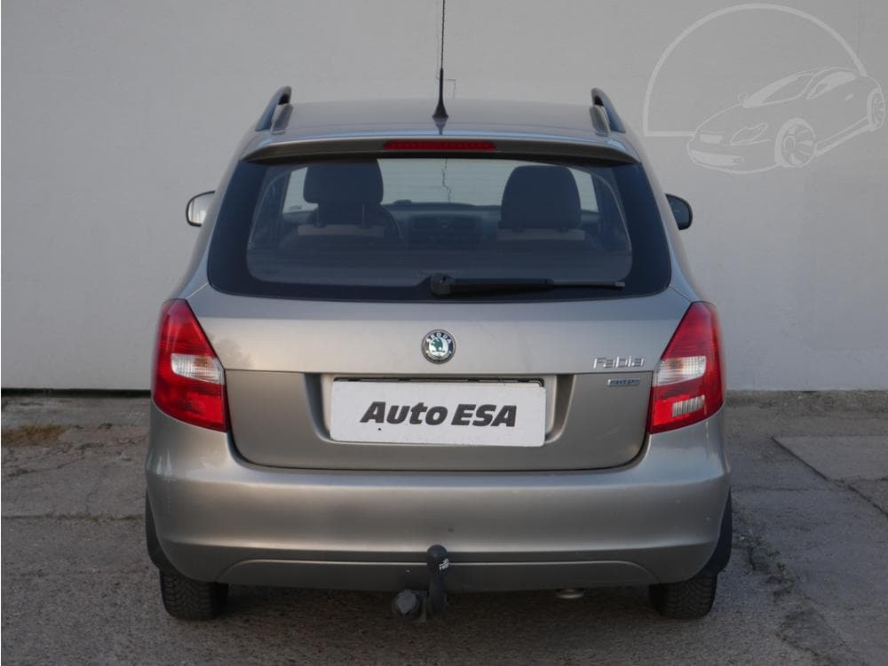2011 Škoda FABIA - 13