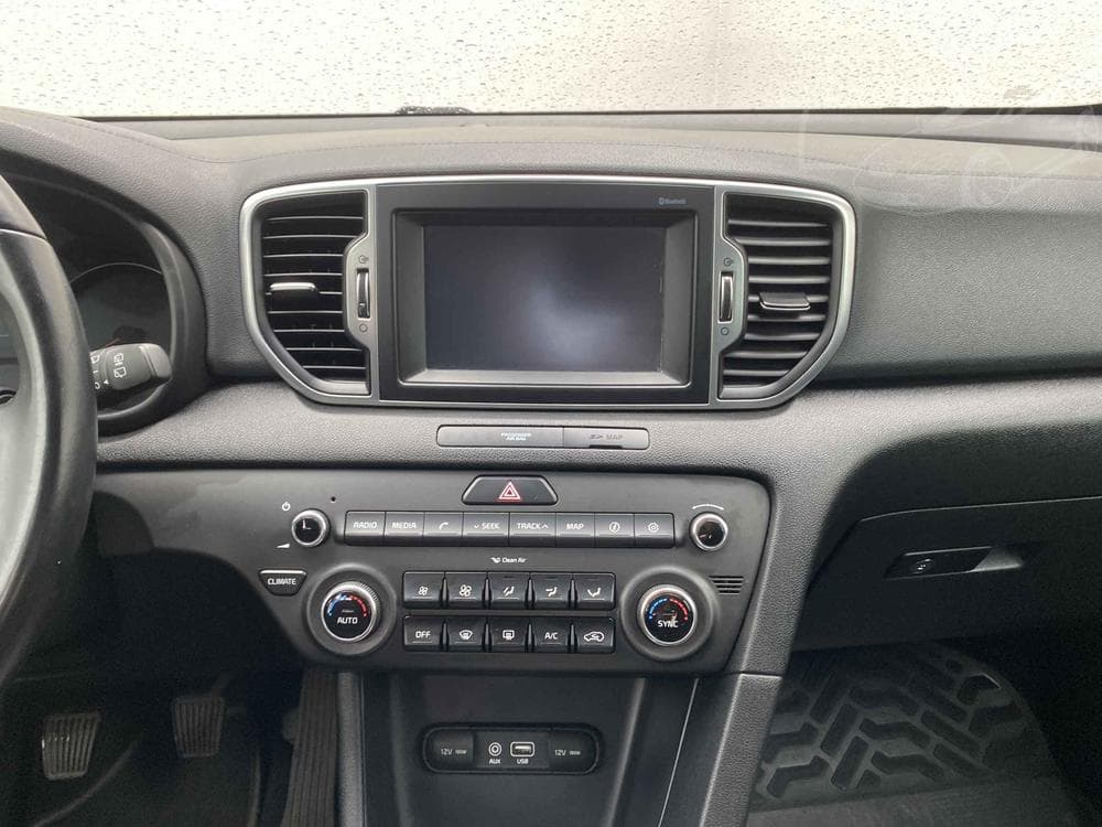 2017 Kia SPORTAGE - 12