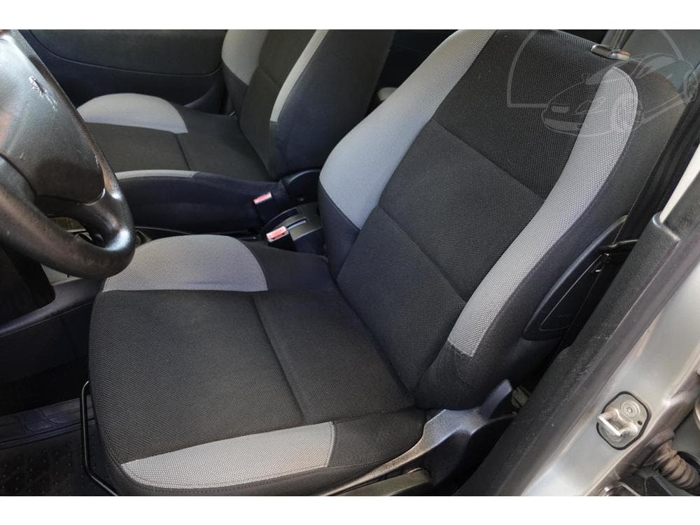 2008 Peugeot 207 - 10