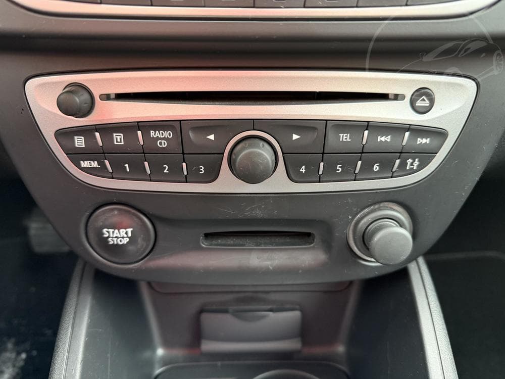 2010 Renault FLUENCE - 17