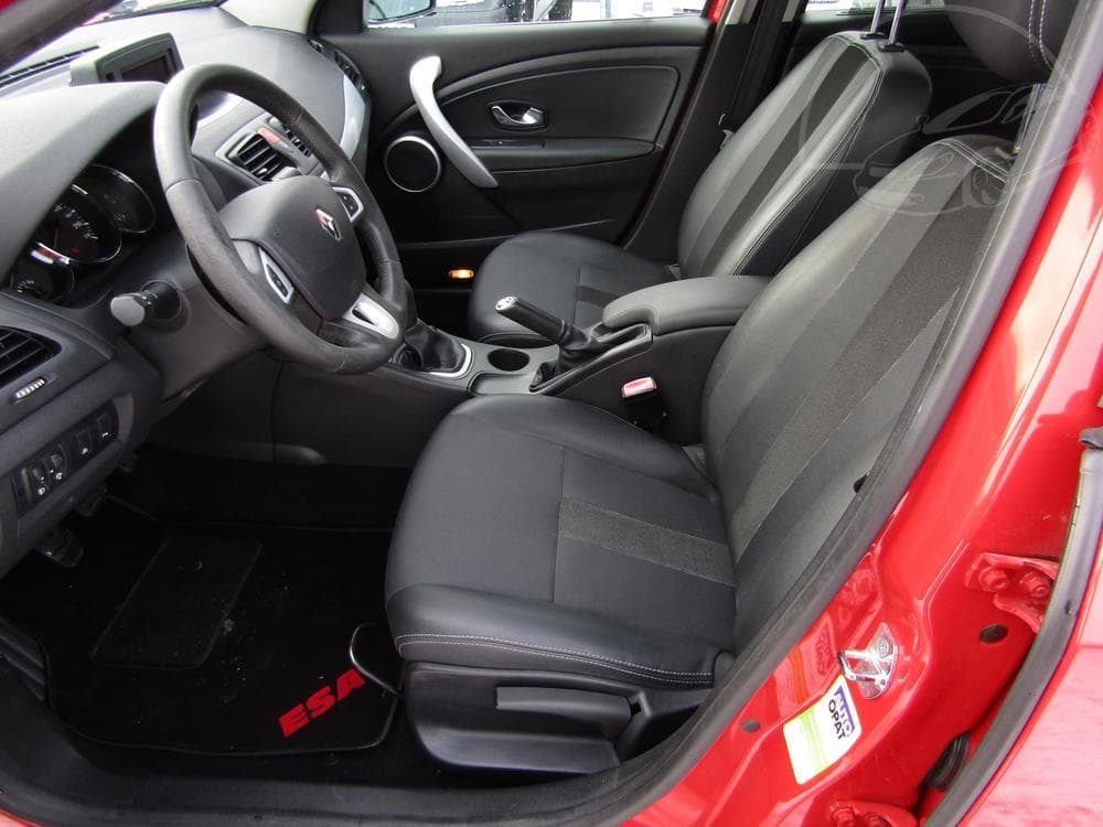 2010 Renault FLUENCE - 9