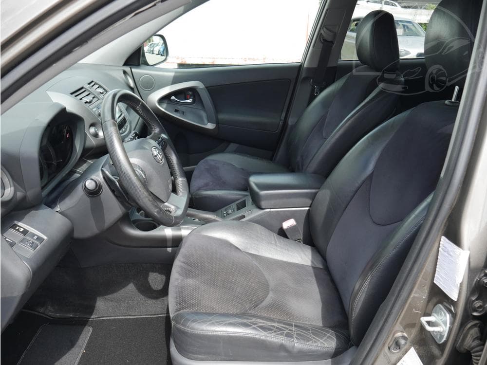 2011 Toyota Rav4 - 19