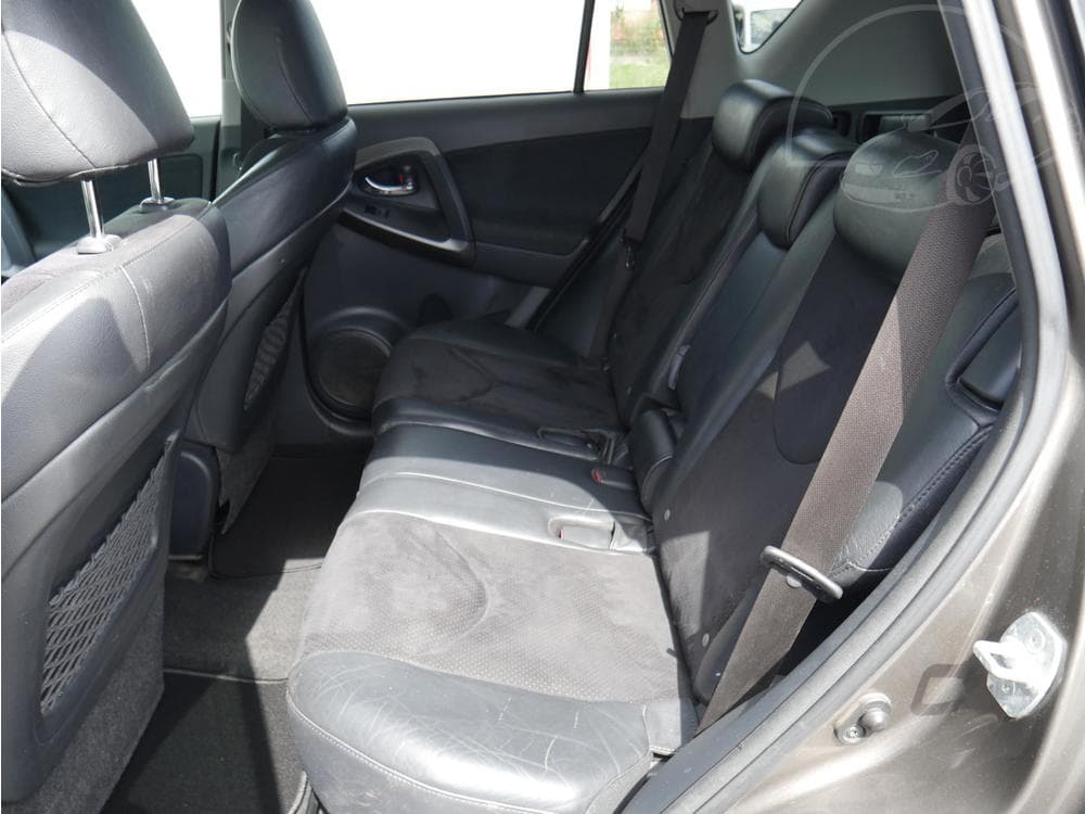 2011 Toyota Rav4 - 21