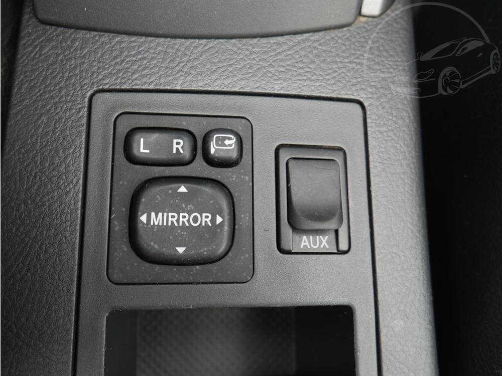 2011 Toyota Rav4 - 33