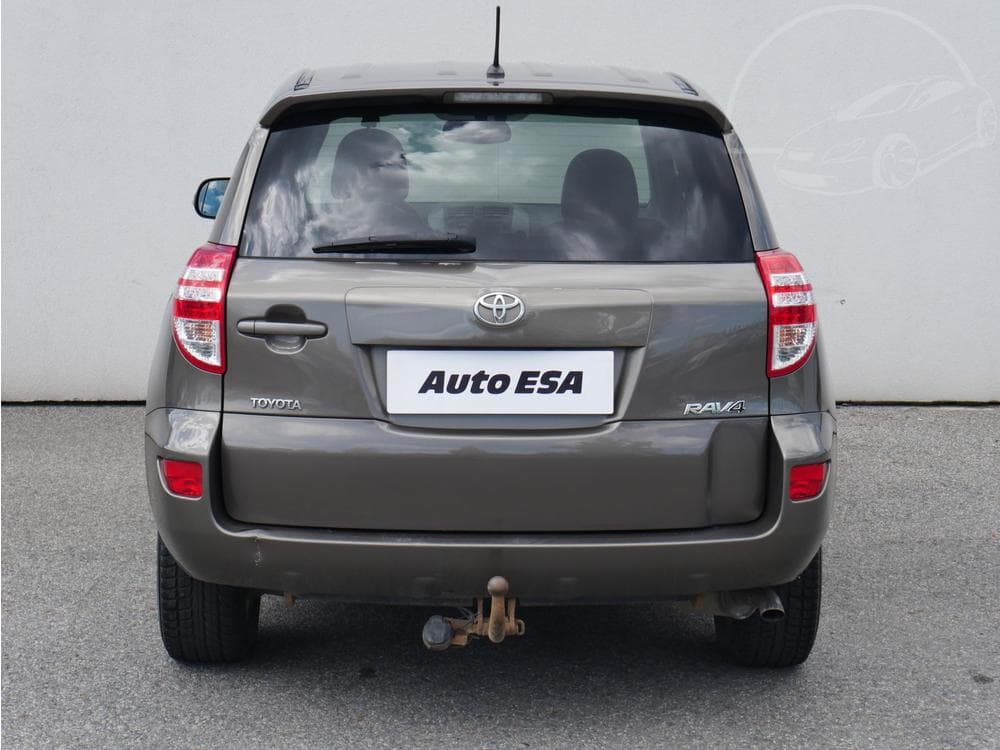 2011 Toyota Rav4 - 9