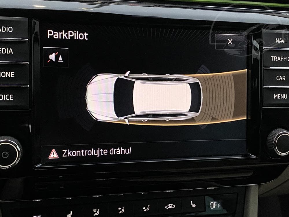 2015 Škoda SUPERB - 17