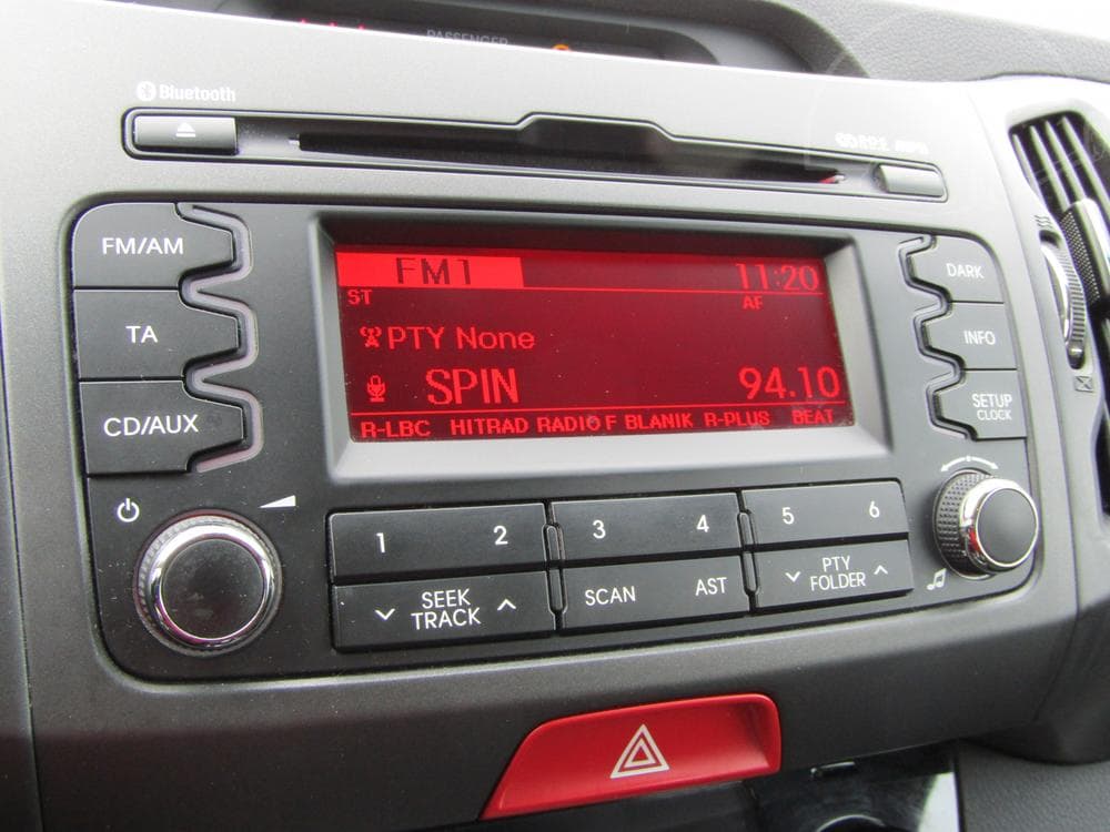 2010 Kia SPORTAGE - 11