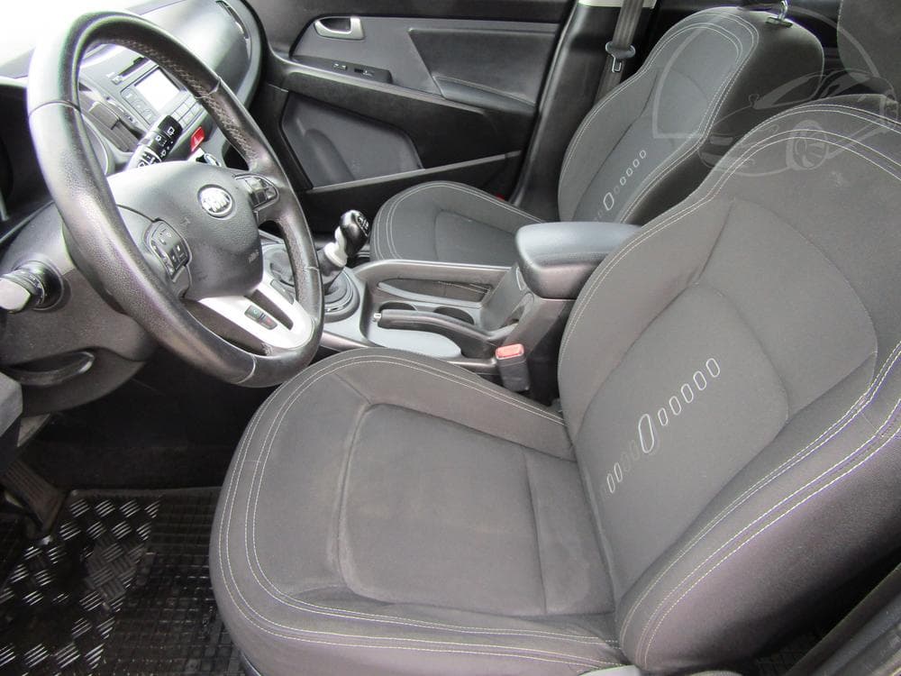 2010 Kia SPORTAGE - 9