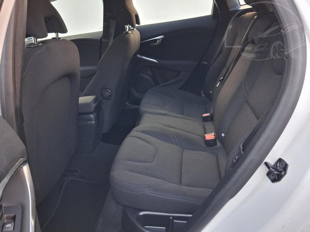 2013 Volvo V40 - 28
