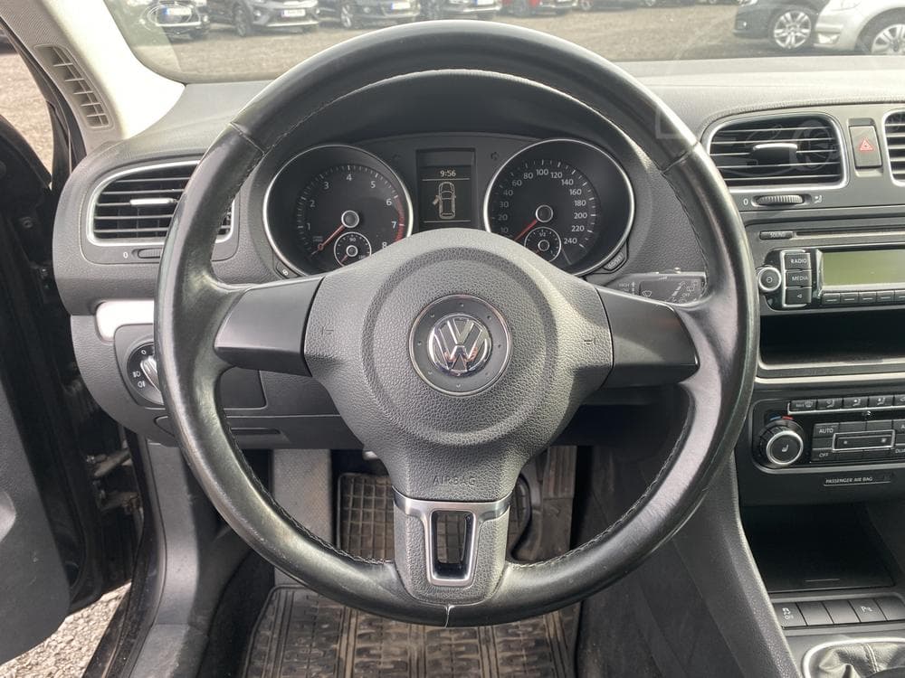 2010 Volkswagen GOLF - 13