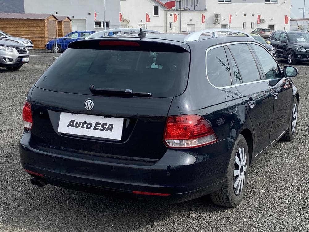 2010 Volkswagen GOLF - 6