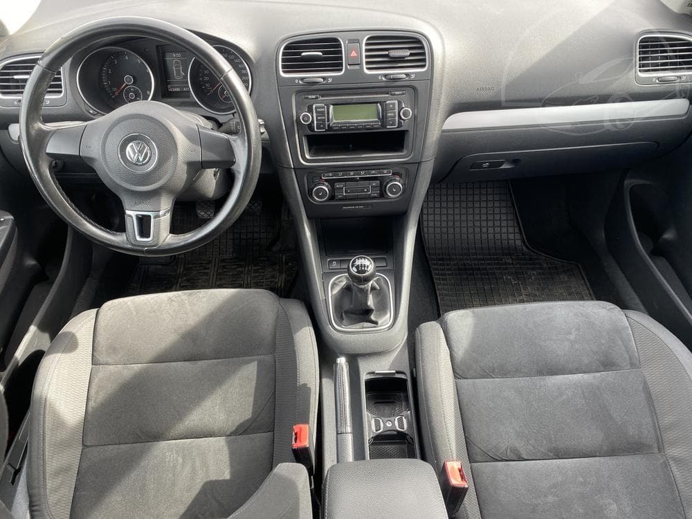 2010 Volkswagen GOLF - 8