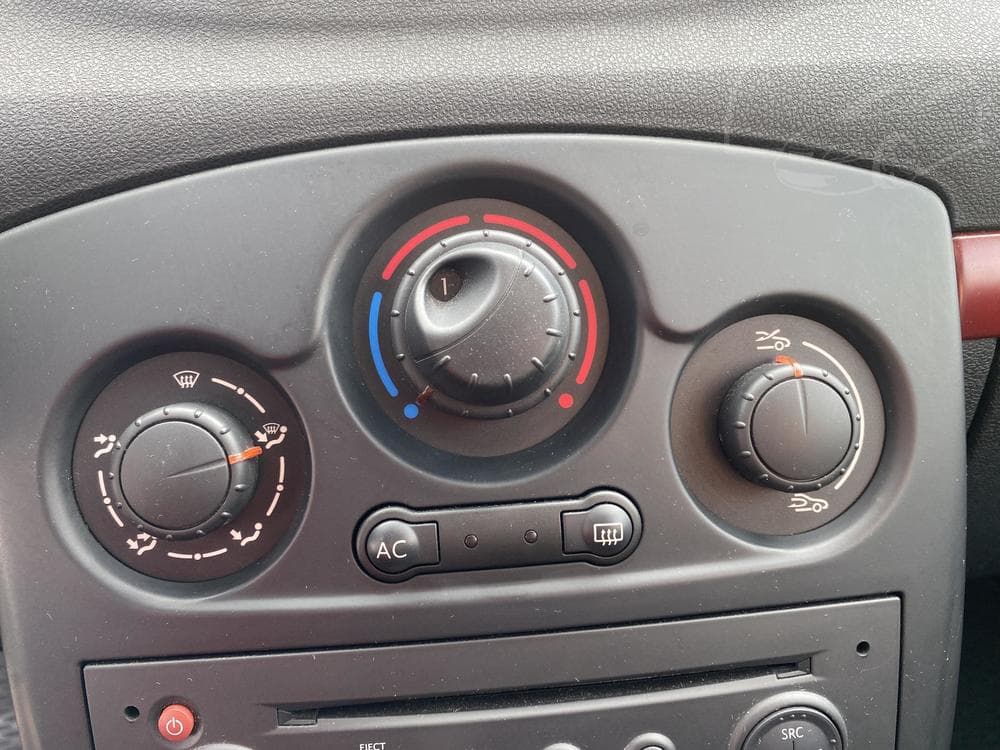 2008 Renault CLIO - 16